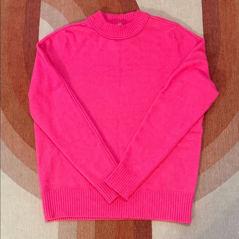 Athleta vibrant neon Pink Sweater women’s size small